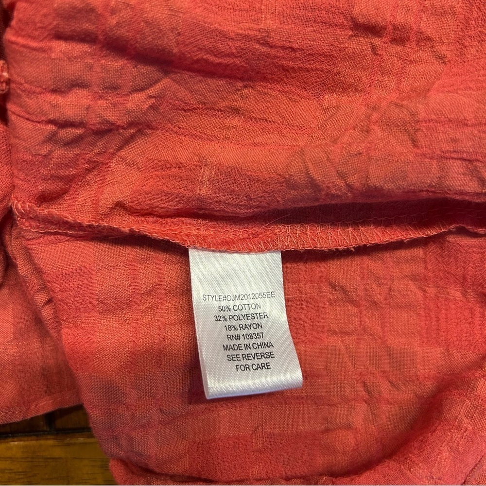*NWOT* Evereve Peplum Crinkle Blouse in Mineral Red, Size Medium - Picture 10 of 11